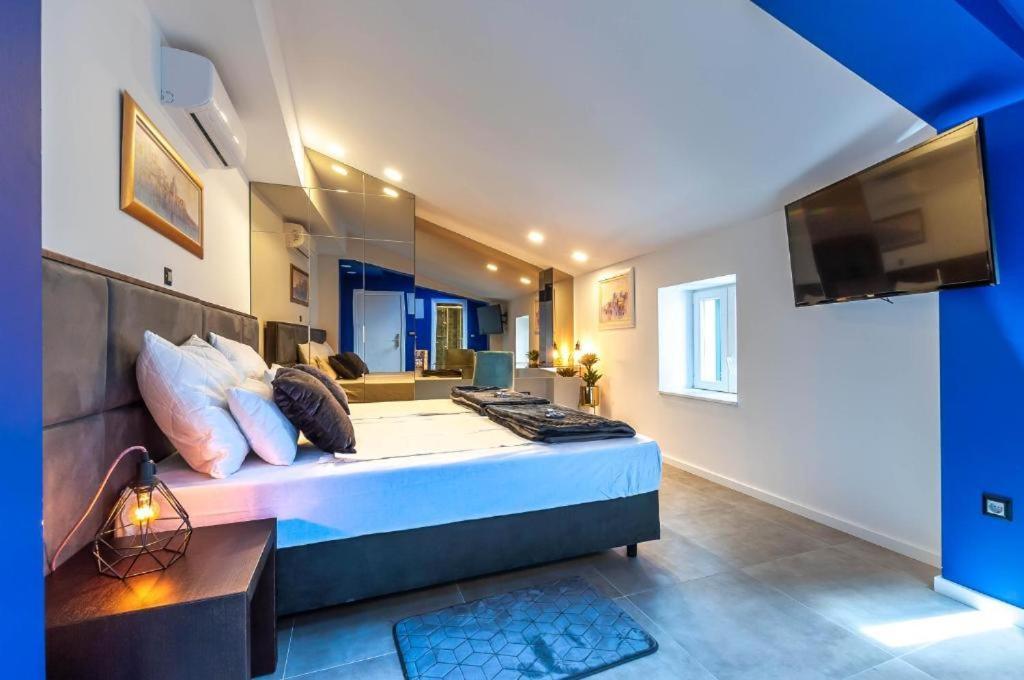 X Boutique Marinac Studio Apartments & Rooms Шибеник Екстер'єр фото