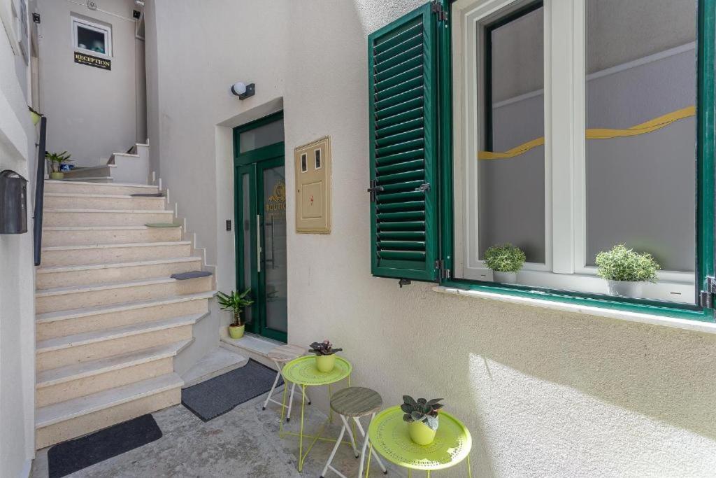 X Boutique Marinac Studio Apartments & Rooms Шибеник Екстер'єр фото