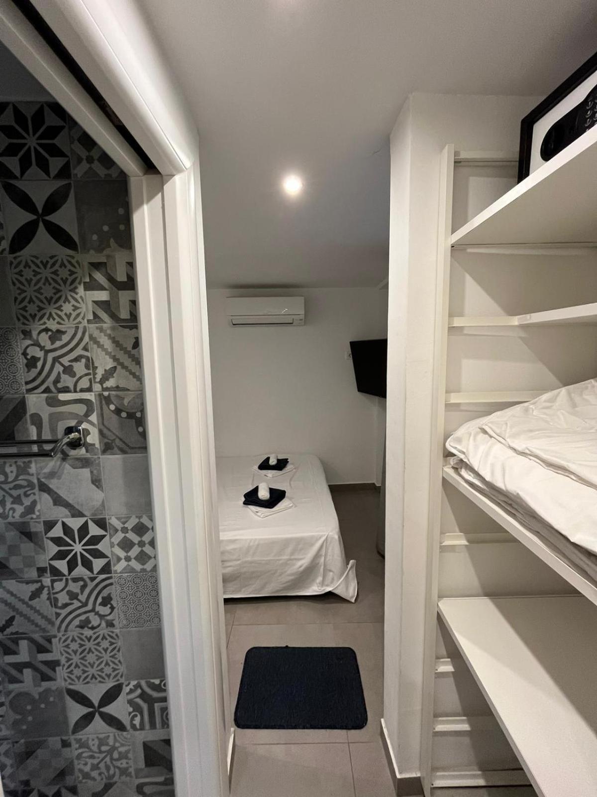 X Boutique Marinac Studio Apartments & Rooms Шибеник Екстер'єр фото